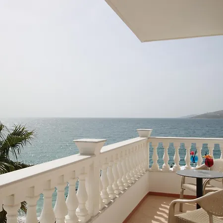 Hotel Orchids 3*
