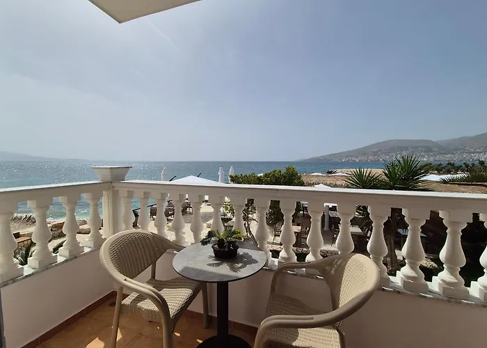 Orchids Hotel Sarande