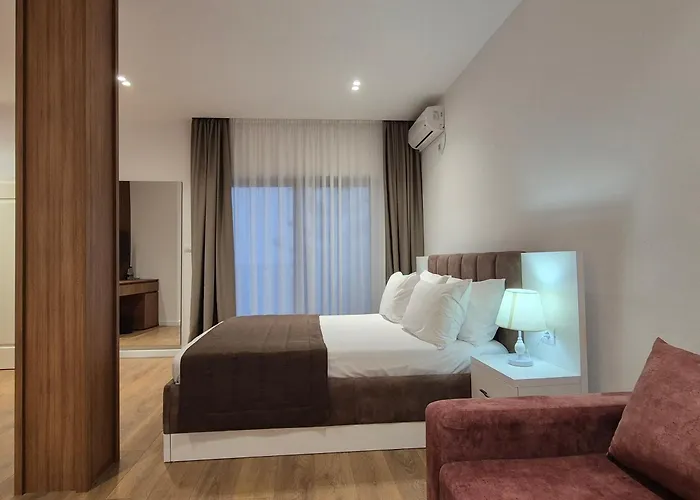 Orchids Hotel Sarande